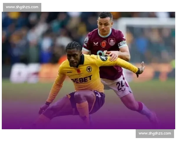 补时遭绝杀！狼队 2-3 伯恩利：逆转梦碎读秒